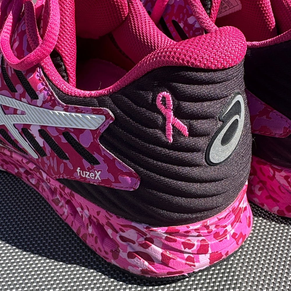 🩷 Asics Breast Cancer Awareness Running Shoes 🩷